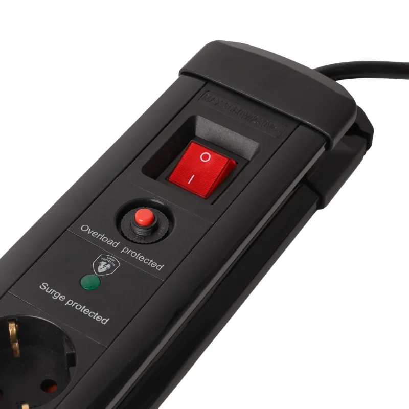Elosztó 4 Foglalat és 2xUSB-A Kapcsolóval 2m 3G1.5 Túlfesz.védelemmel - ESE1.5G4-2-USB-SW-SP